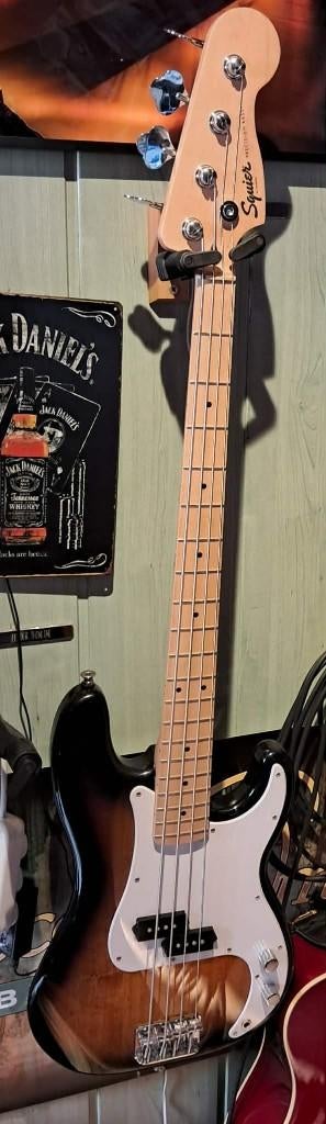 Squier Precision Bass, Musique & Instruments, Enlèvement ou Envoi, Comme neuf, Électrique