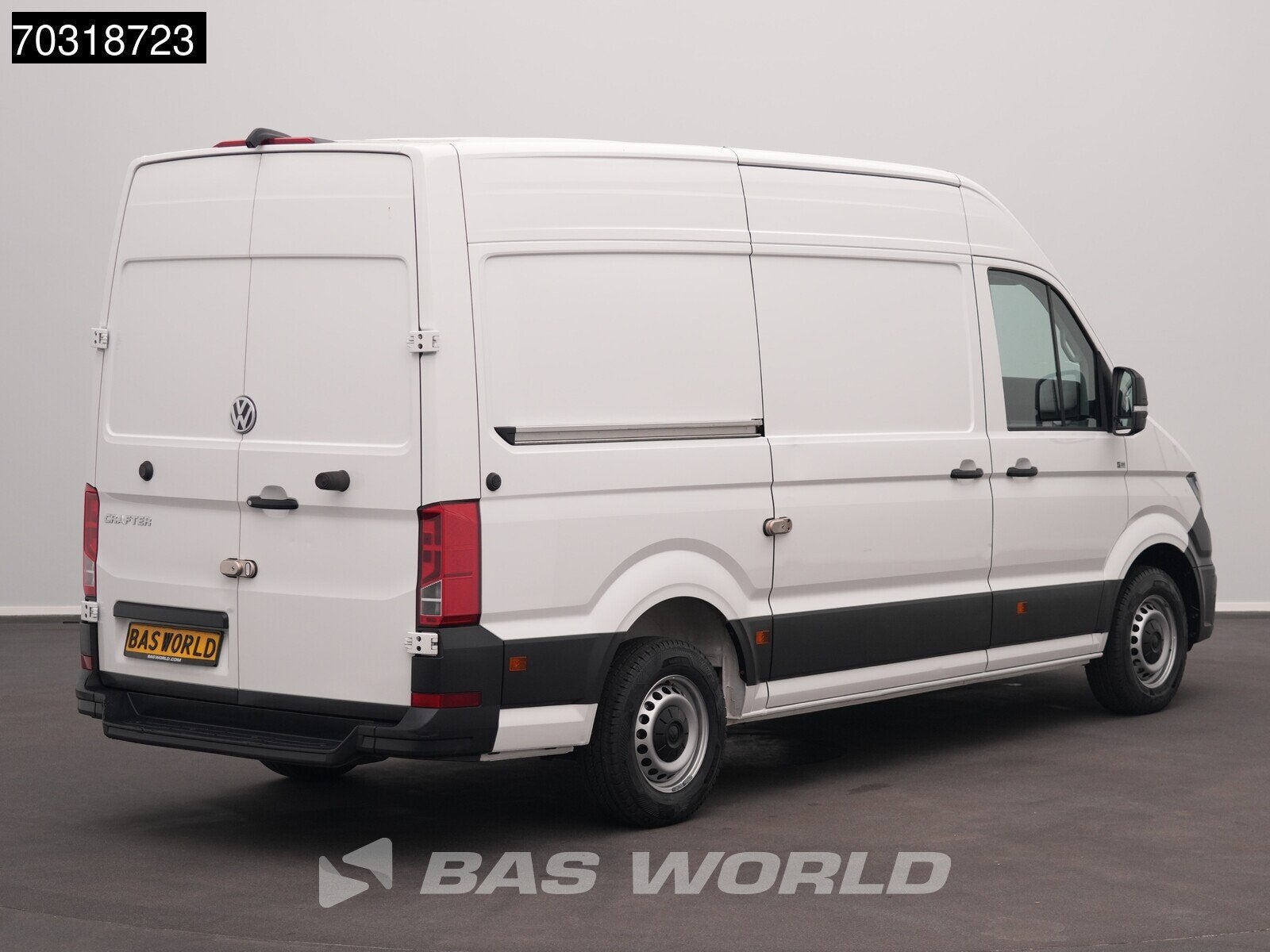 Volkswagen Crafter 140pk 2025 model L3H3 Airco Camera CarPla, Achat, Euro 6, Entreprise, 3000 kg