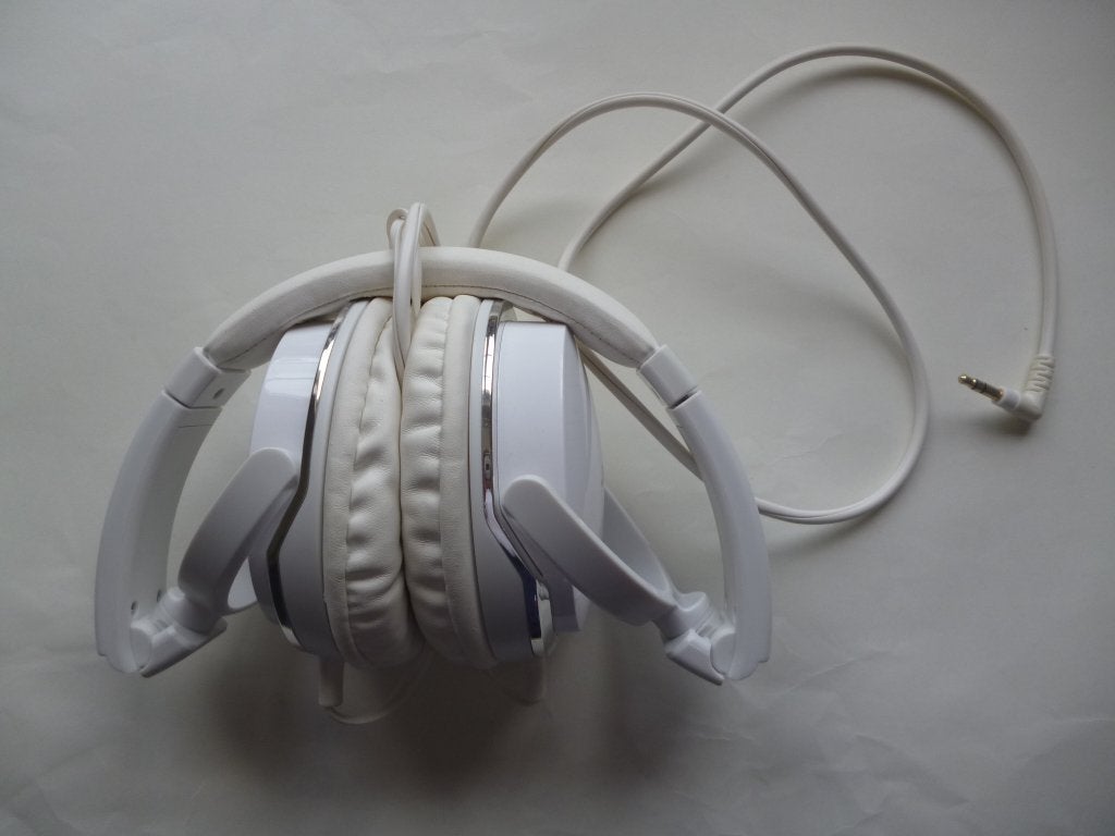 Hoofdtelefoon wit JVC functioneel, Audio, Tv en Foto, Hoofdtelefoons, Ophalen of Verzenden, Zo goed als nieuw, Wit