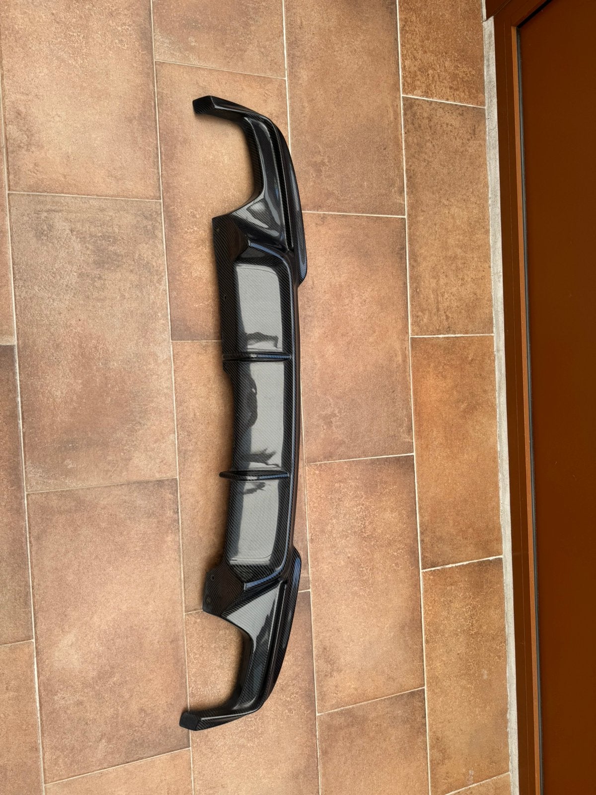 Carbon Achterdiffuser BMW F10 Sedan / F11 Touring, Enlèvement