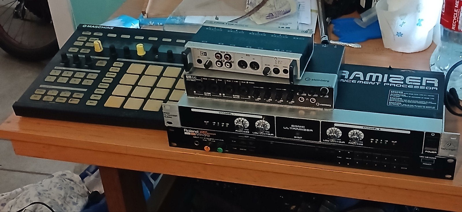 Omgekeerde audio-interface / DI-box, Ophalen