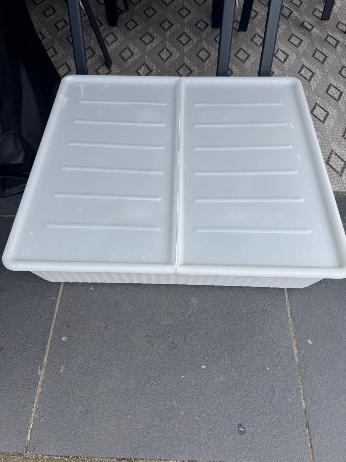 Grote plastieken bak, Ophalen, Zo goed als nieuw
