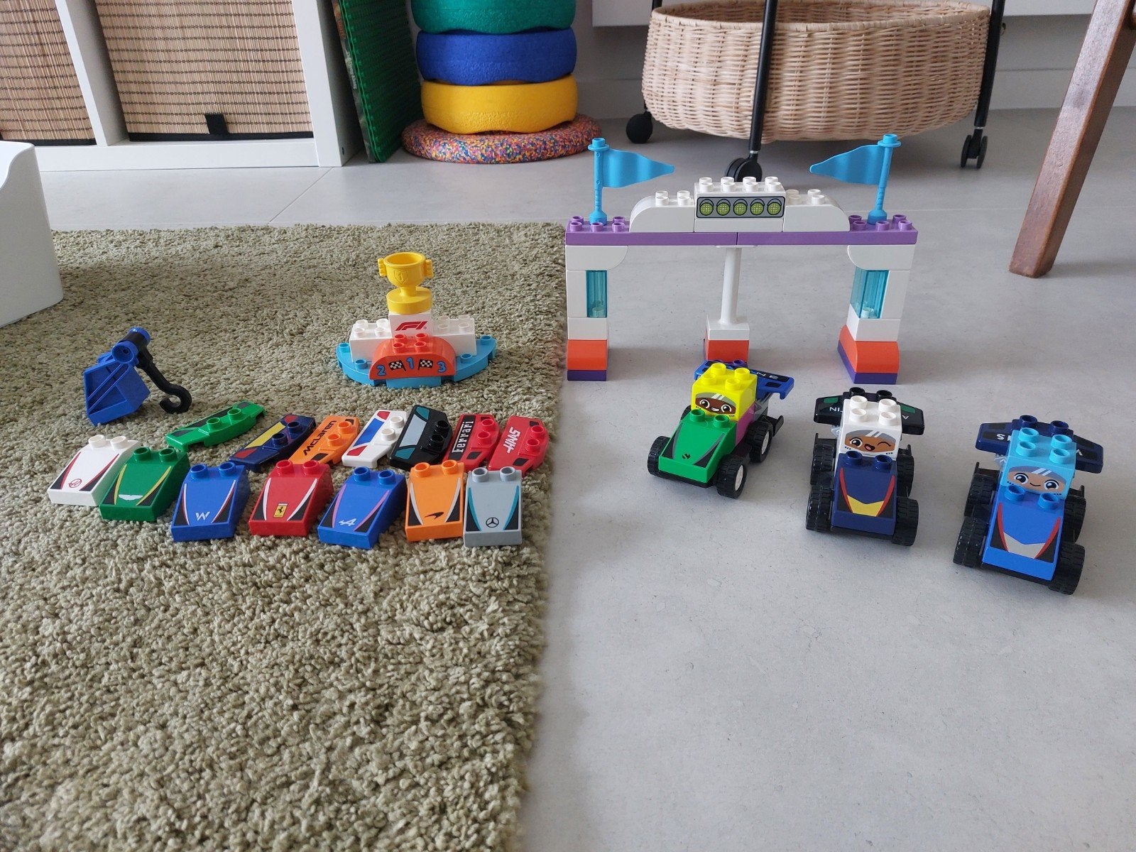 Lego Duplo F1 Racewagens en coureurs, Ophalen, Nieuw, Duplo
