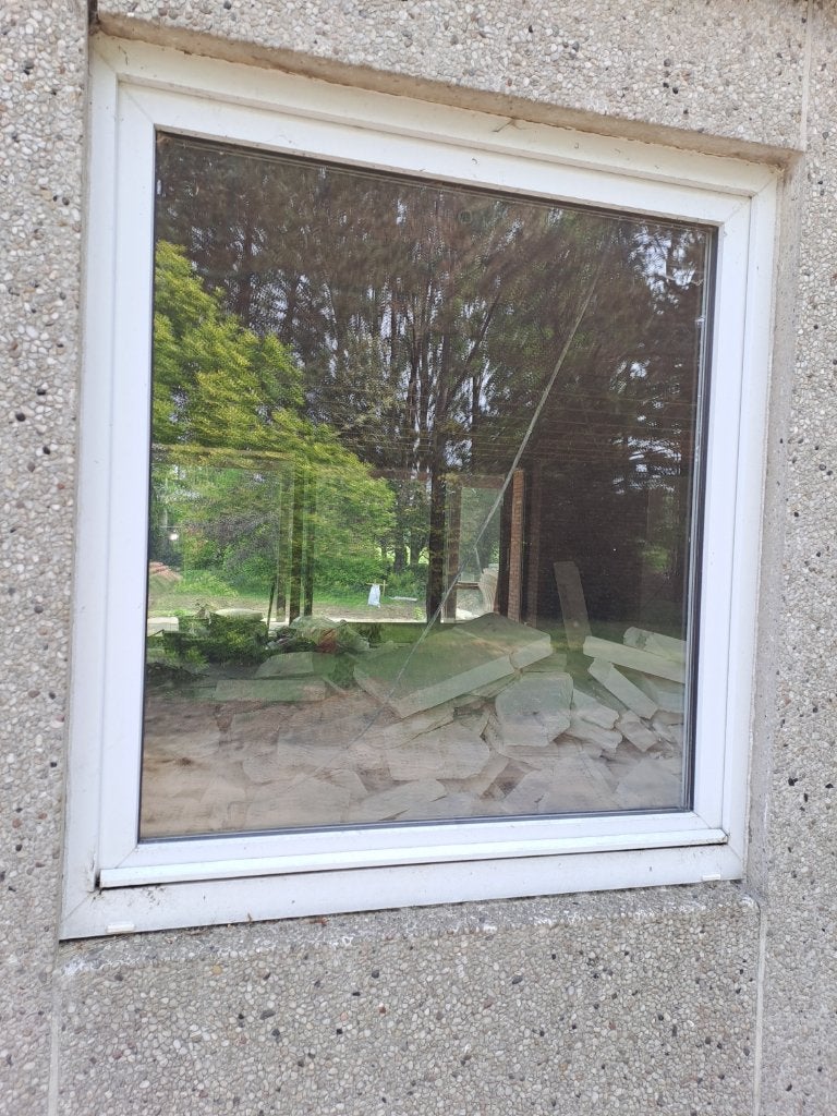 PVC ramen met dubbel glas  en voordeur– wegens sloop, Doe-het-zelf en Bouw, Ophalen, Gevelraam of Ruit, Gebruikt, 120 tot 160 cm