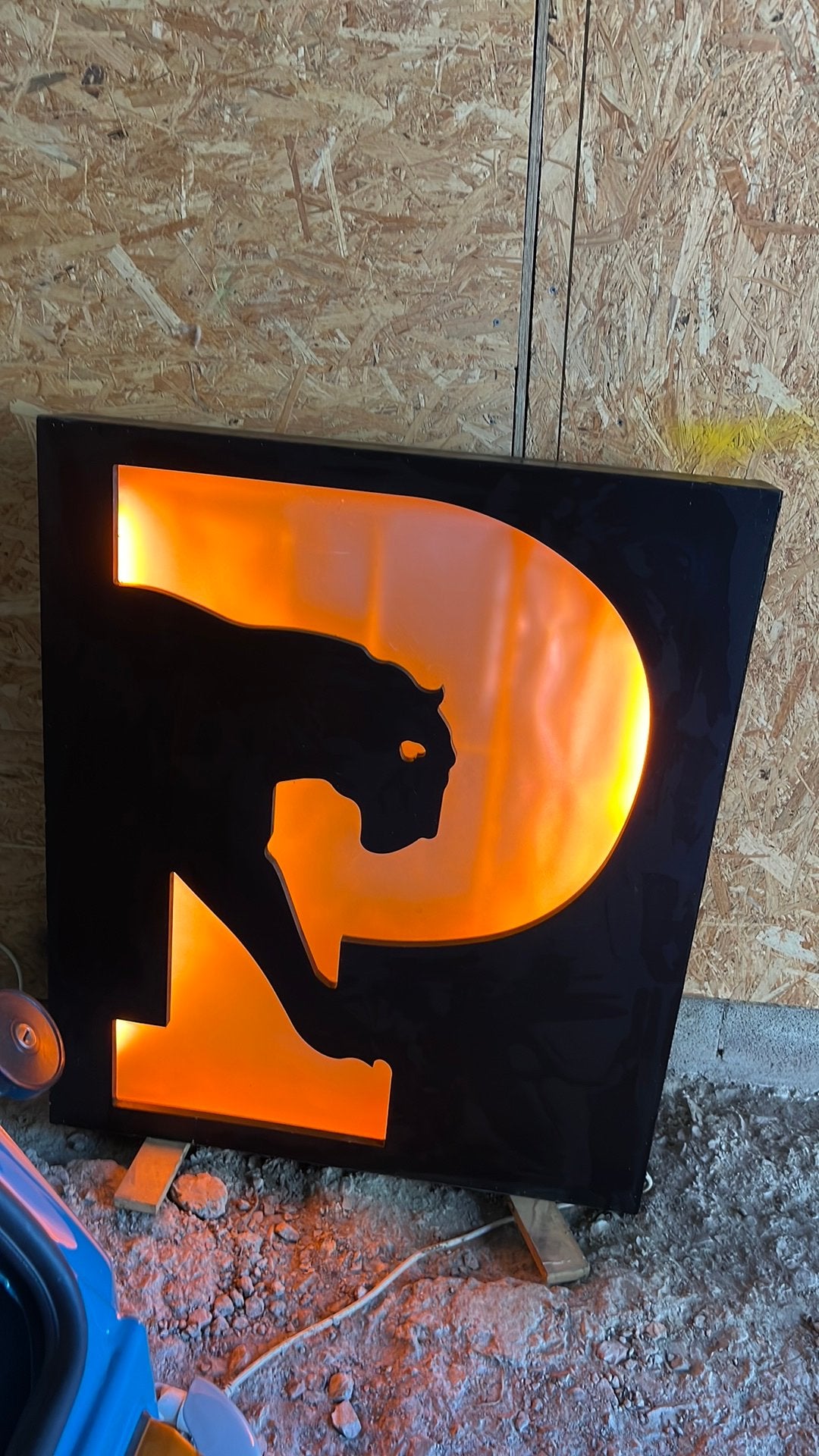 Lichtbak panter oranje, Ophalen, Zo goed als nieuw, Glas, Oranje