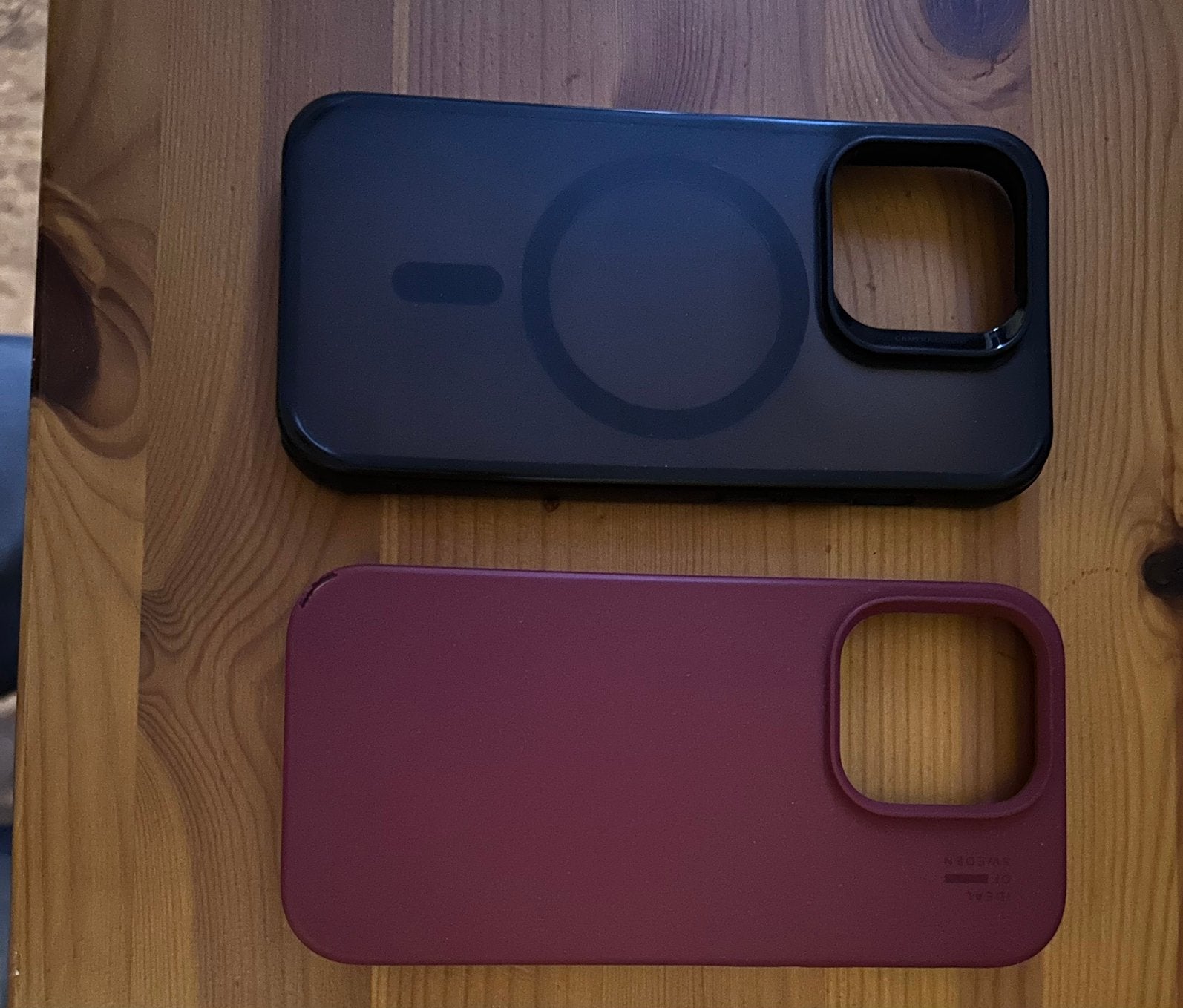 Twee iPhone 14 pro hoesjes (iDeal of sweden/magsafe), MagSafe, IPhone 14 Pro, Ophalen of Verzenden, Zo goed als nieuw