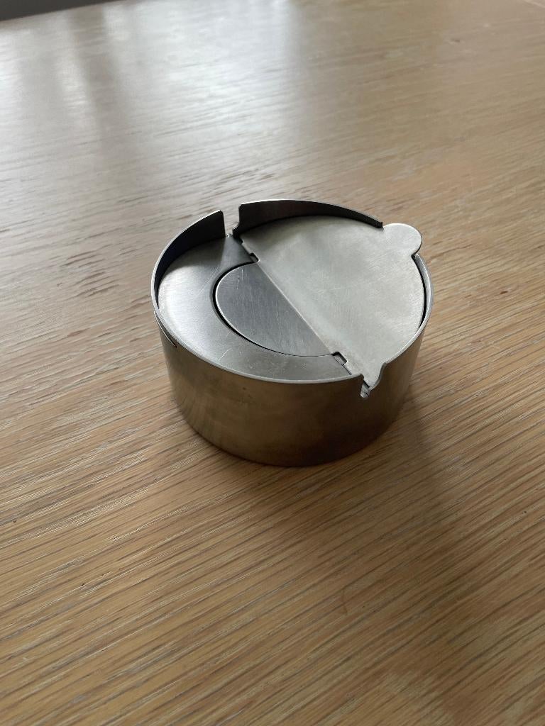 asbak in inox, Ophalen, Zo goed als nieuw, Asbak
