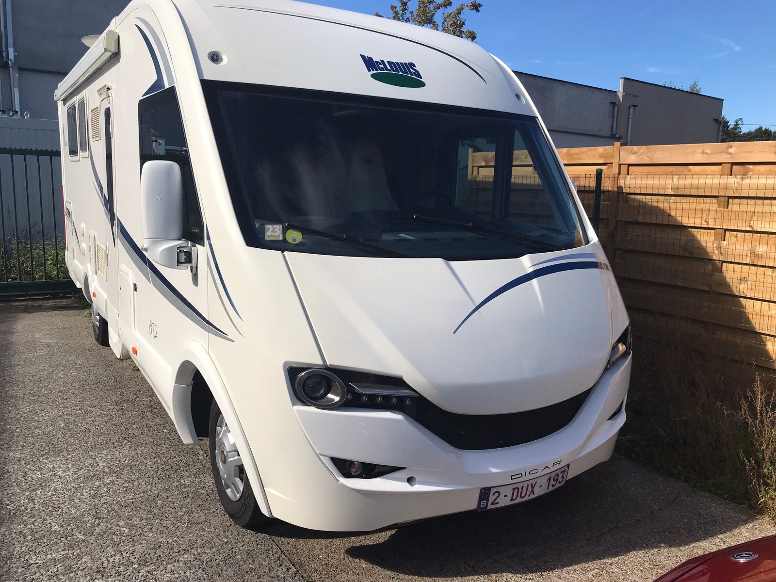 MC Louis Nevis integraal uit 2013 met 56000 km, Caravans en Kamperen, Integraal, Ringverwarming, Fiat, Douche