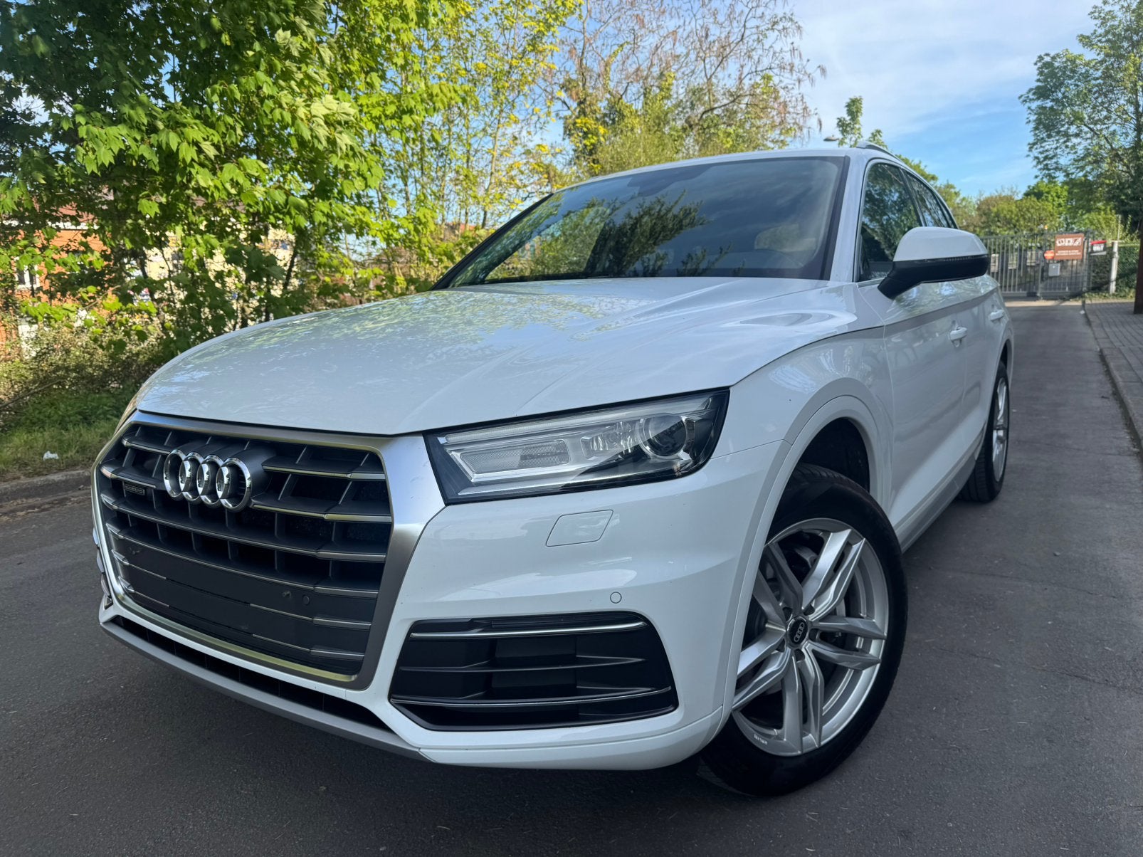 Audi Q5 Sportline ** Full options - gps - clim digital ++**, Autos, Cuir, Achat, Commande vocale, Euro 6