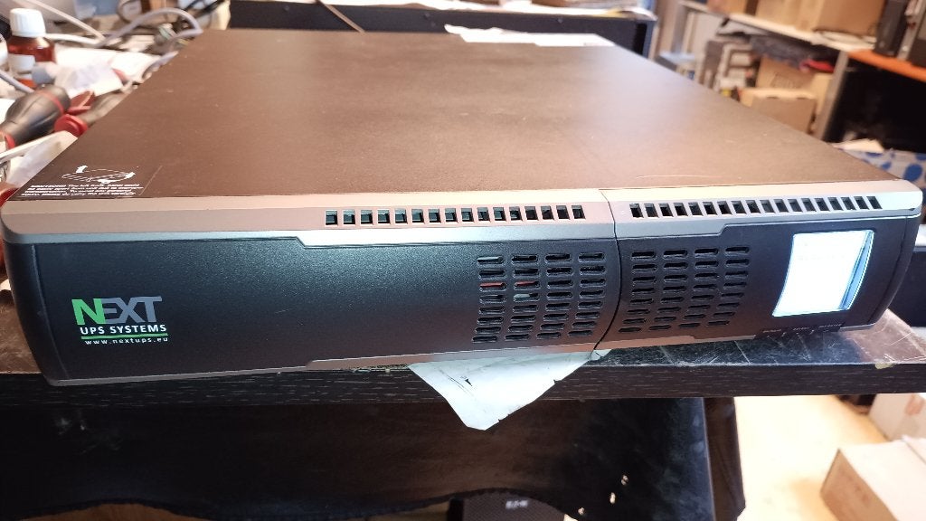 UPS NEXT LOGIXRT 2U 2.000/1.800W-new bat-double conv-m/z NMC, Computers en Software, Verzenden, Gebruikt