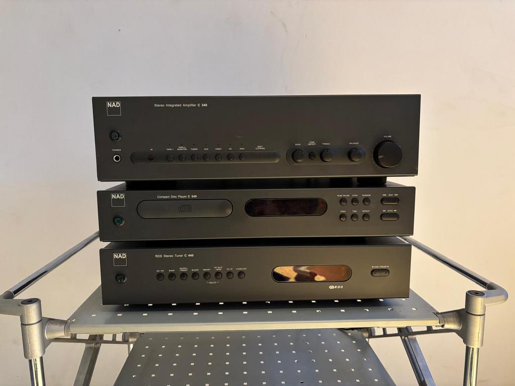 NAD versterker, tuner en cd speler, Enlèvement, Comme neuf