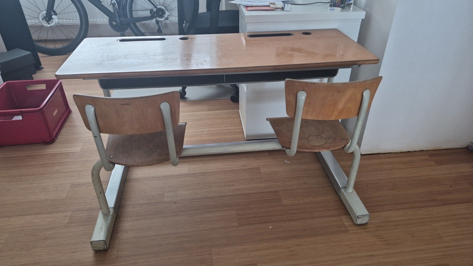 Lessenaar kind, Huis en Inrichting, Bureaus, Ophalen
