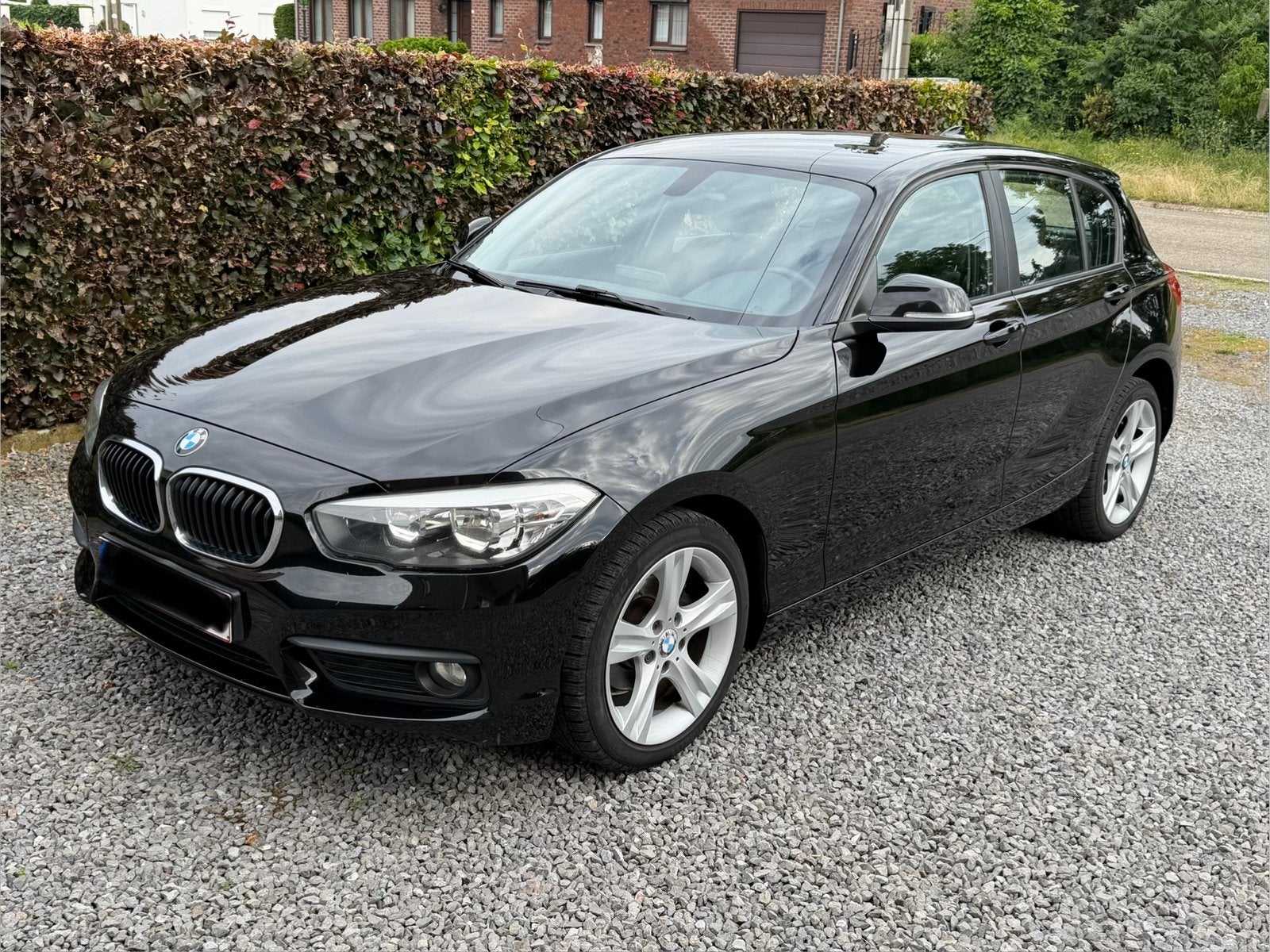 BMW 116i Zetelverwarming/Navi/Gekeurd, Auto's, BMW, 1 Reeks, Euro 6, Zwart, Handgeschakeld