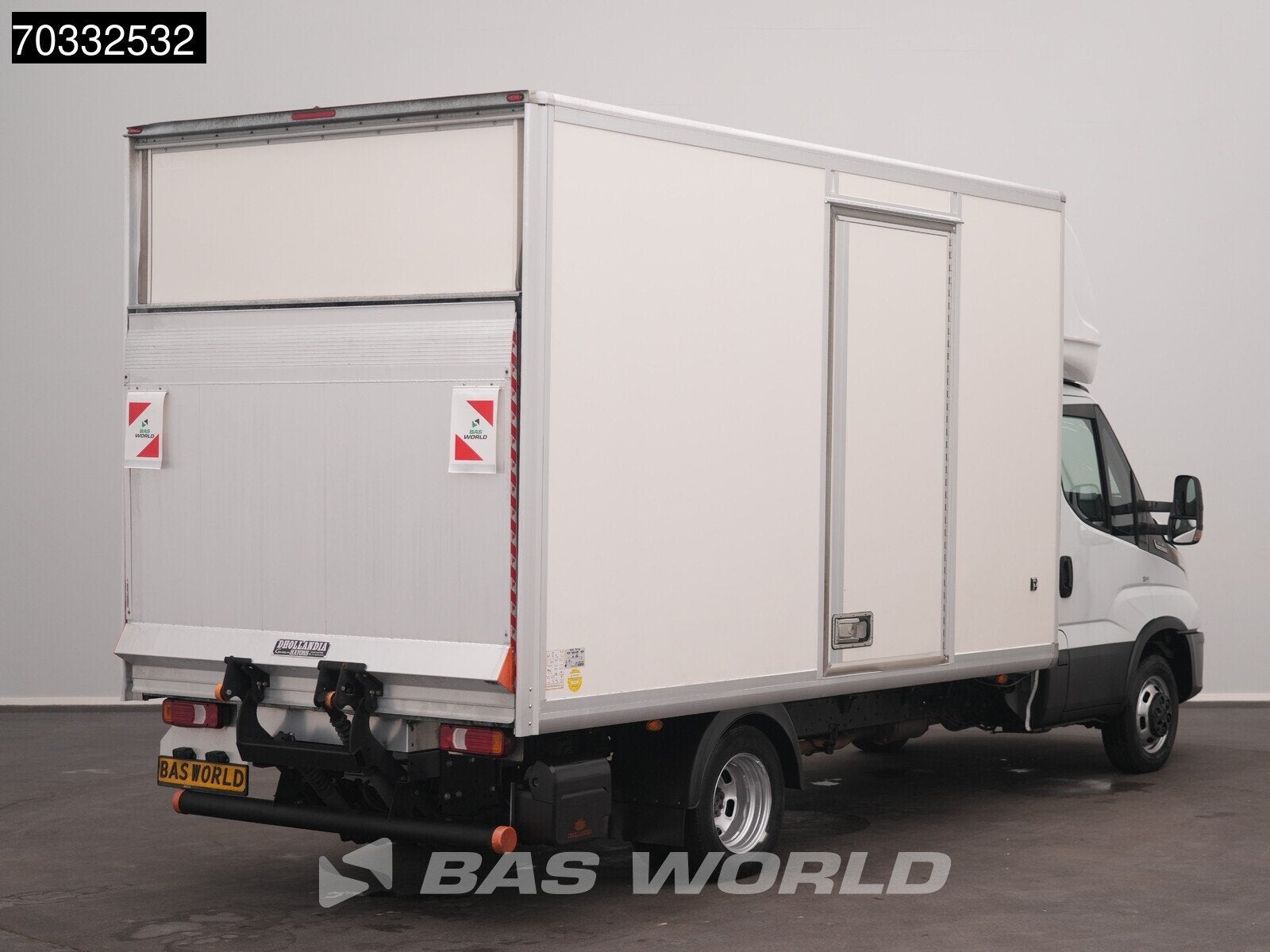 Iveco Daily 35C18 3.0L Automaat Laadklep Zijdeur Dubbellucht, Auto's, Bestelwagens en Lichte vracht, Automaat, Stof, Gebruikt
