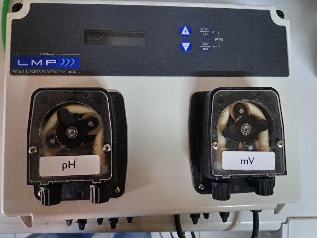 AUTOMATISCH DOSEERSYSTEEM VOOR CHLOOR EN PH, Tuin en Terras, Zwembad-toebehoren, Ophalen of Verzenden, Gebruikt, Overige typen