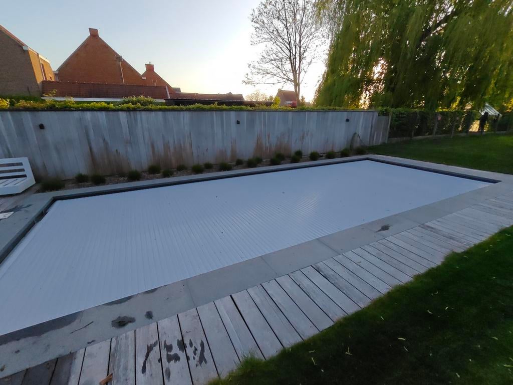 PVC zwembadrolluik, Ophalen