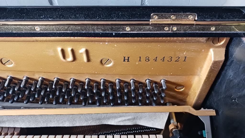 Yamaha piano, Muziek en Instrumenten, Ophalen, Zwart, Zo goed als nieuw, Piano