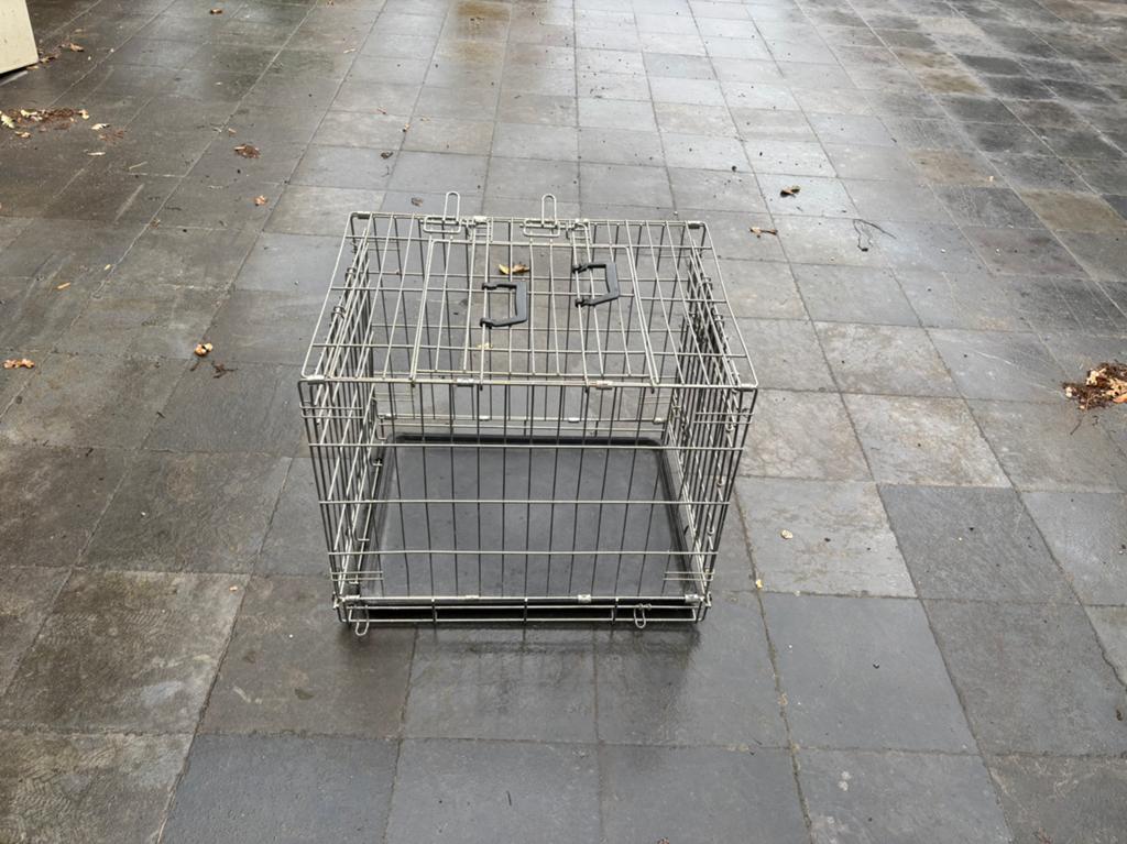 Hondenbench - Savic - klein formaat, Dieren en Toebehoren, Ophalen, Gebruikt