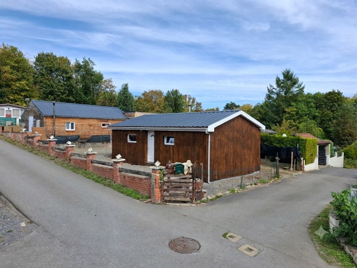 EXCLUSIVITÉ — CHALET NEUF AVEC DOMICILIATION LÉGALE