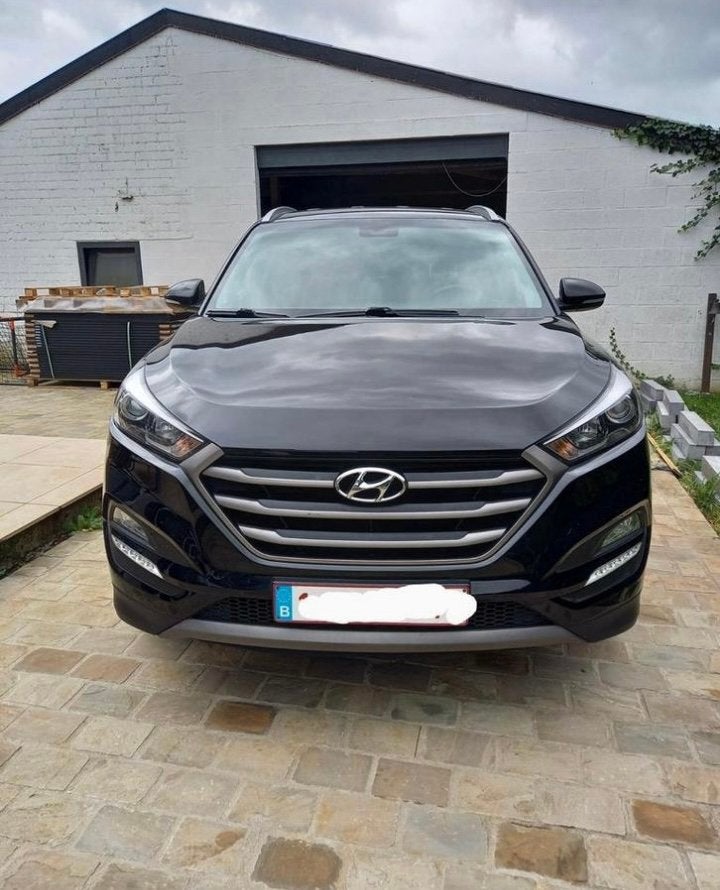 Hyundai Tucson 2016 zwart manual benzine, Auto's, 4 deurs, Zwart, Leder, Bruin