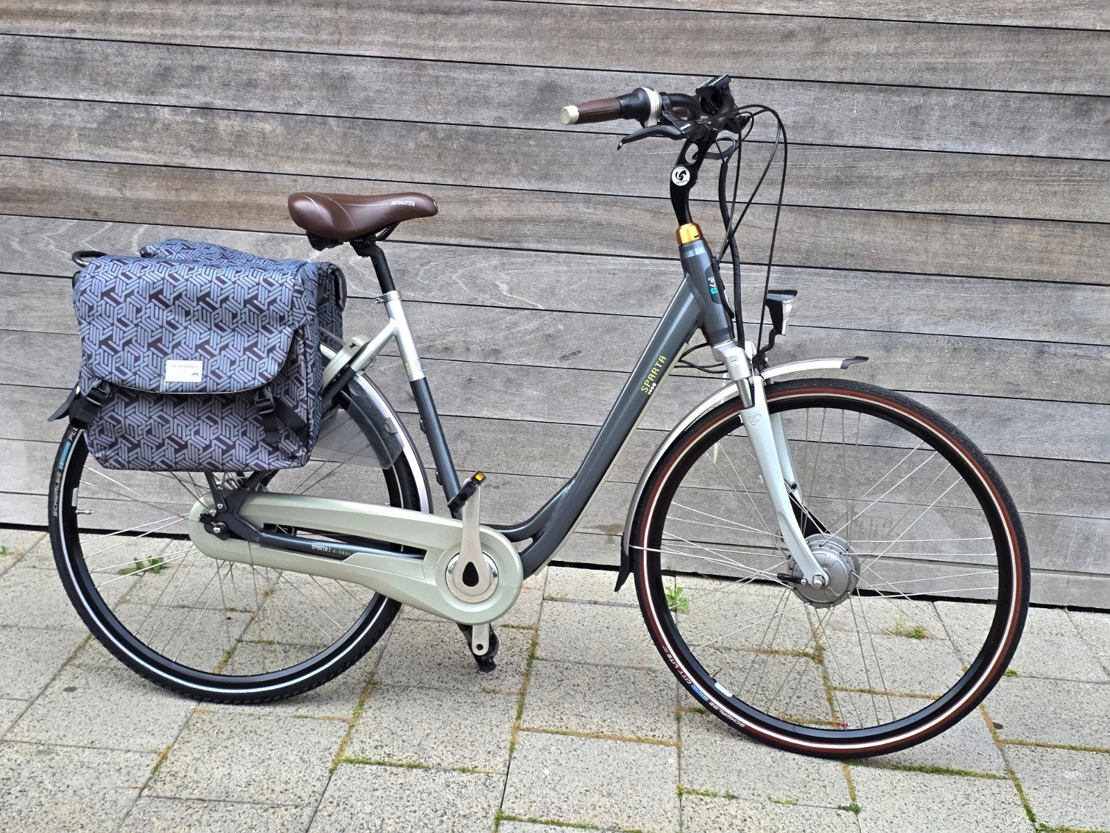 Elektrische fiets sparta zo goed als nieuw, Ophalen, Sparta