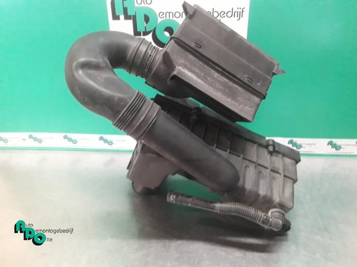 Boîtier filtre à air d'un Volkswagen Jetta (Jetta 05-), Volkswagen, -, 3 mois de garantie, Utilisé