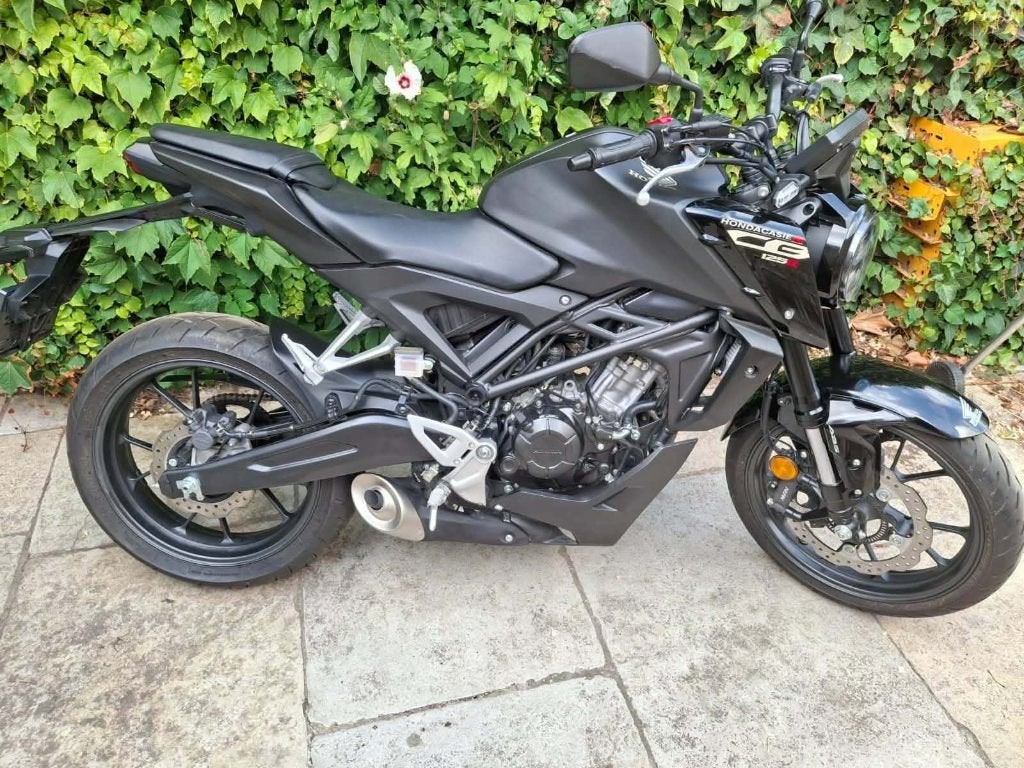 Moto Honda CB125R, Occasion, 125 cm³, Permis Moto A1 minimum, Particulier