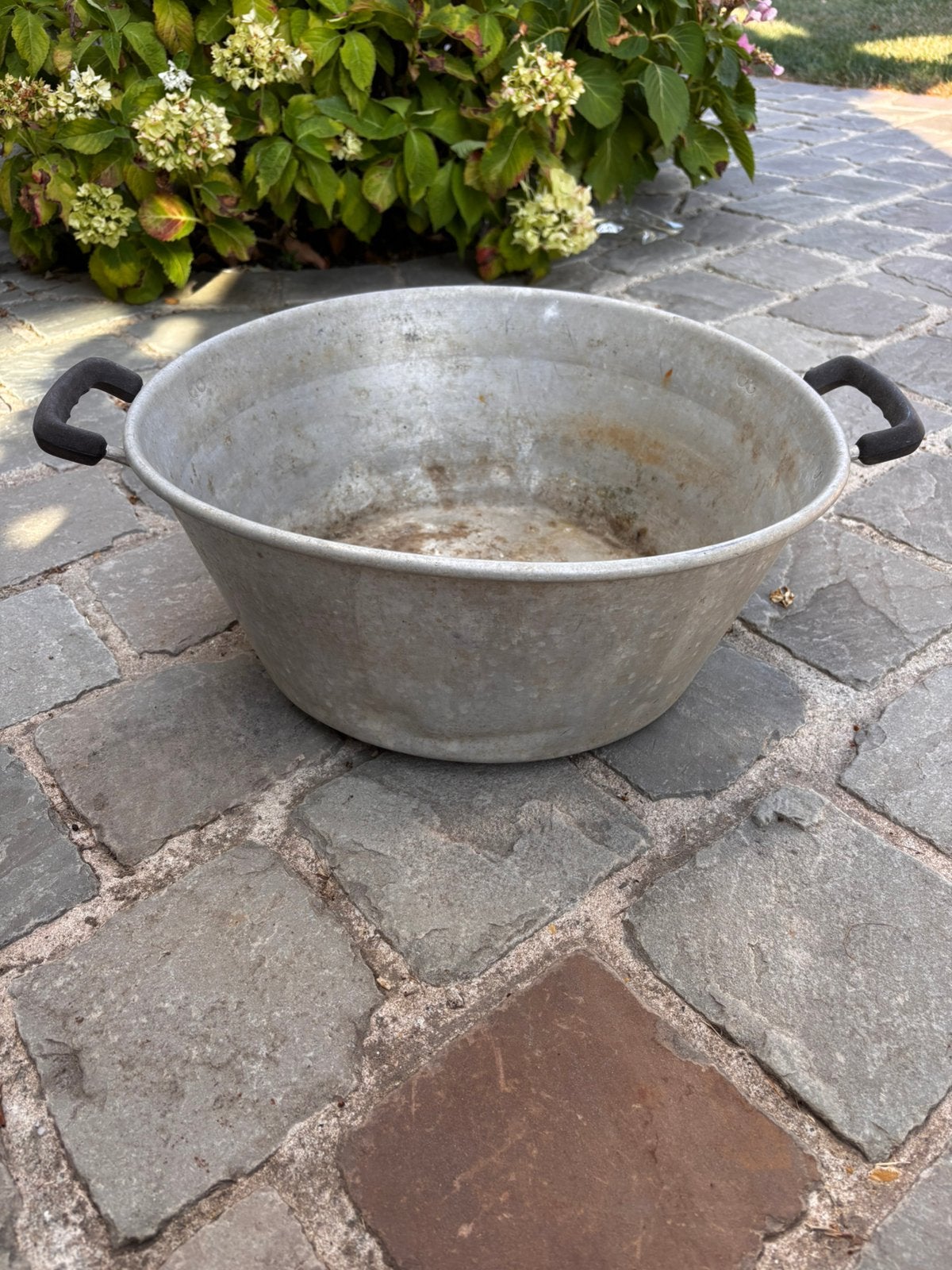 Ancien pot en aluminium vintage, Jardin & Terrasse, Bacs à fleurs & Jardinières, Enlèvement, Utilisé