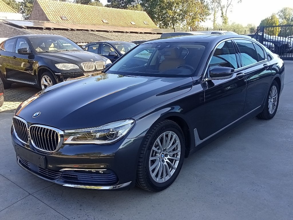BMW 730DA X-DRIVE !!!  HANDELAARSPRIJS !!!, Auto's, Automaat, 4 deurs, Euro 6, 2993 cc