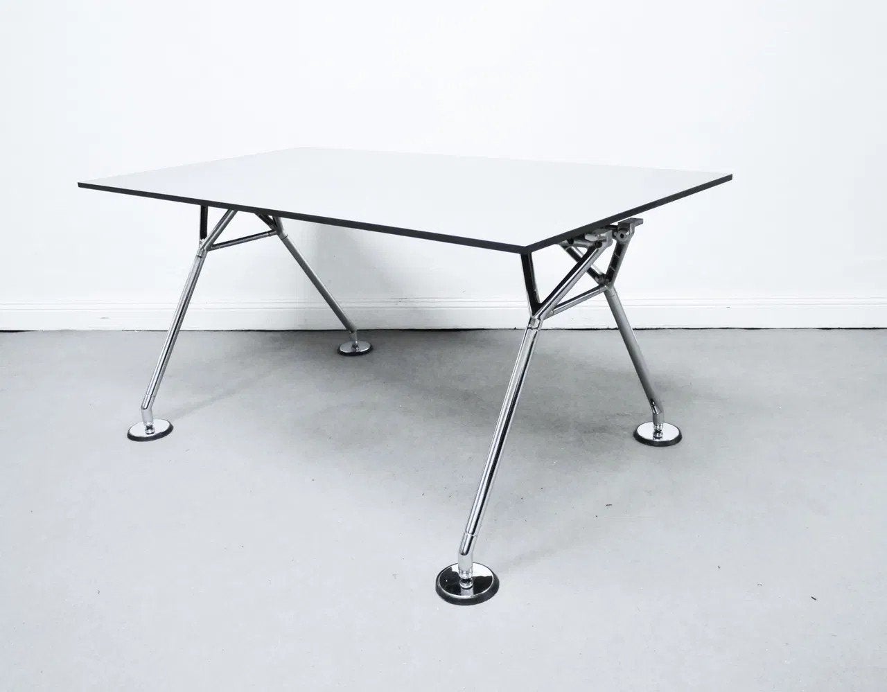 Tecno nomos tafel 220x100x72cm design tafel, Ophalen, 200 cm of meer, 50 tot 100 cm, Zo goed als nieuw