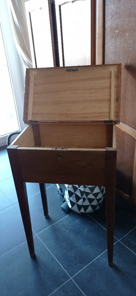 Petit bureau en bois, Maison & Meubles, Enlèvement, Utilisé