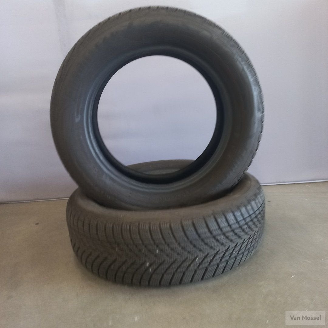 GoodYear UltraGrip Performance 3 205/60/R16 92H, Autos : Pièces & Accessoires, Pneus & Jantes, Pneu(s), 4 Saisons, 16 pouces, 205 mm
