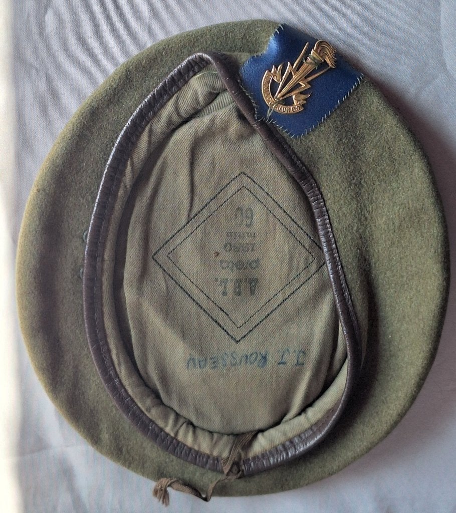 Béret ABL avec insigne Omnia Conjungo, Verzamelen, Ophalen of Verzenden, Landmacht, Helm of Baret