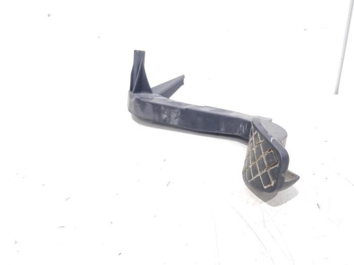 Pédale embrayage d'un Audi A6, Autos : Pièces & Accessoires, Habitacle & Garnissage, Audi, Utilisé, 3 mois de garantie, Enlèvement ou Envoi