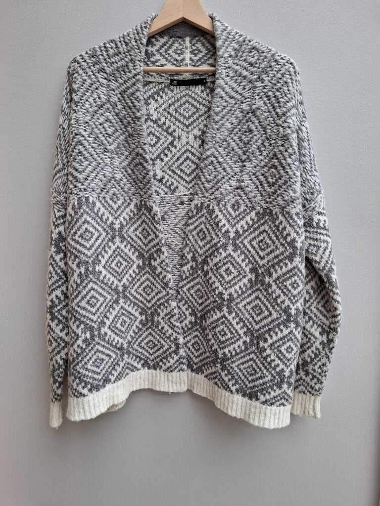 Gilet à motifs jacquard WE. Taille M, Vêtements | Femmes, Pulls & Gilets, Enlèvement ou Envoi, Porté, Taille 38/40 (M)