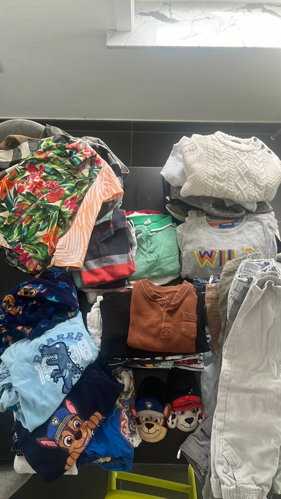 Vêtements pour garçons 3-4 ans, Enlèvement, Comme neuf