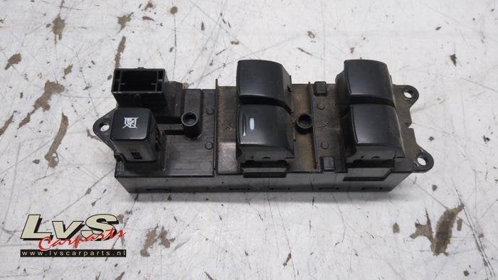 Commutateur vitre électrique d'un Fiat Fullback, -, 3 mois de garantie, Utilisé, Fiat