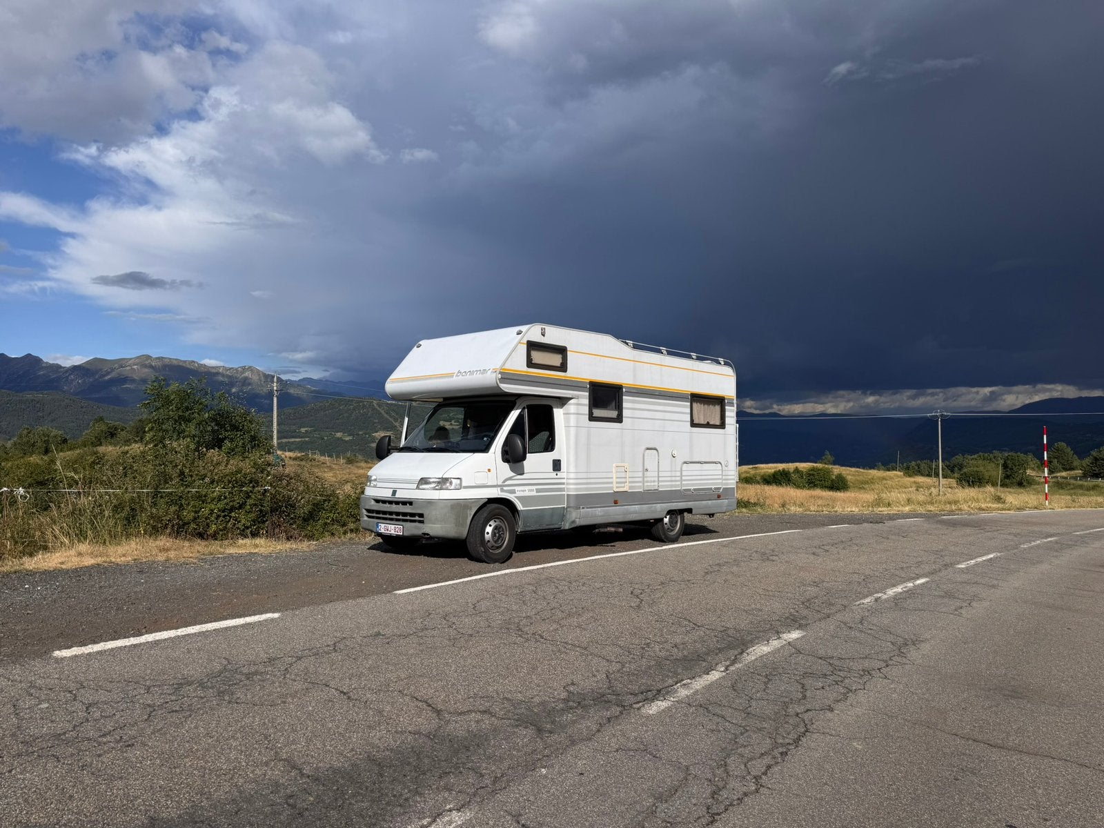 Fiat Ducato Benimar  | 110.000 km | 4 Pers. Off-Grid ️️, Jusqu'à 5, Réfrigérateur, Fiat, Boîte manuelle
