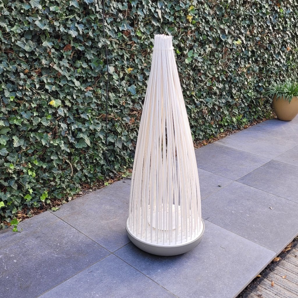 design de lampe de jardin, Jardin & Terrasse, 50 à 250 watts, Lampadaire, Comme neuf, Synthétique