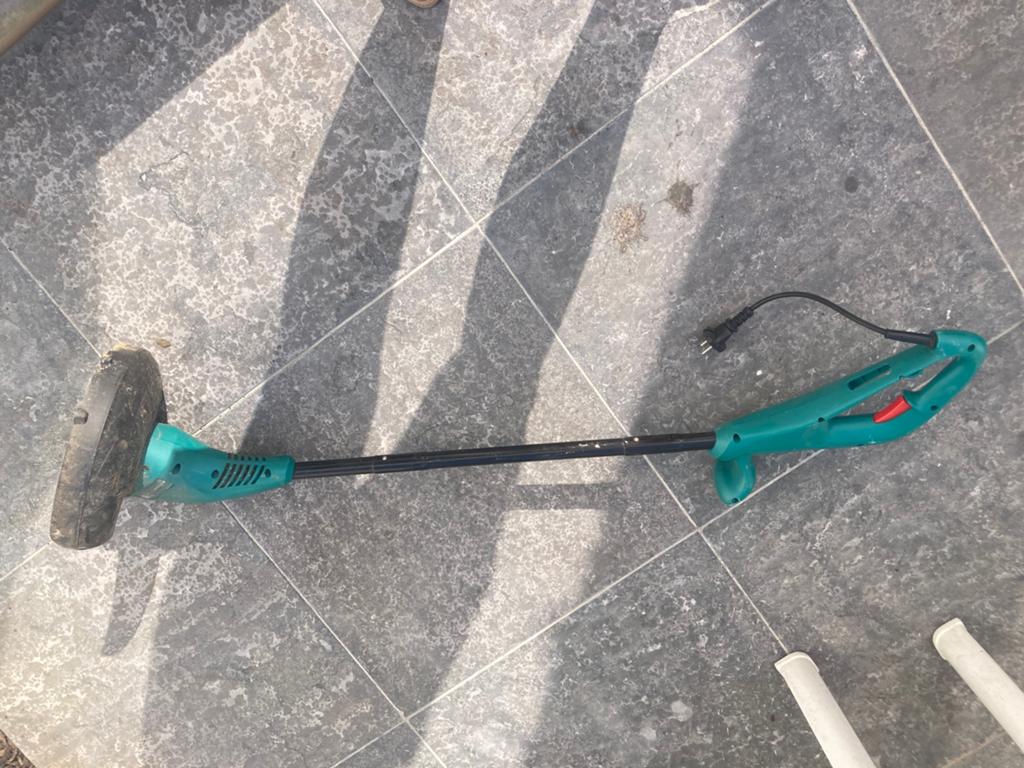 Kant maaier Bosch, Tuin en Terras, Ophalen, Zo goed als nieuw