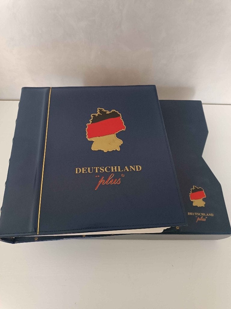 Album Deutchland plus avec cassette 1999-2001 (complet), Timbres & Monnaies, Timbres | Albums complets & Collections, Enlèvement ou Envoi