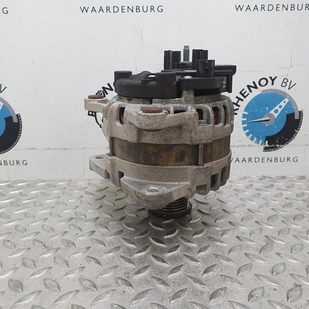 NISSAN X TRAIL DYNAMO 2014, Ophalen of Verzenden, Gebruikt, Stiba lid