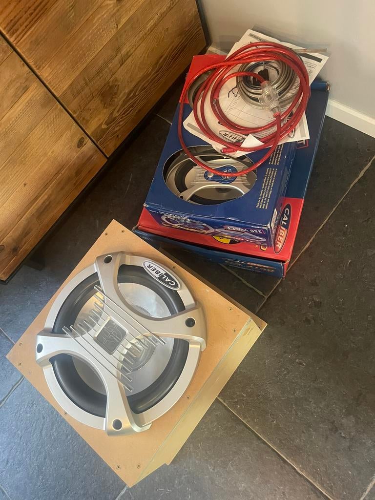 Versterker + subwoofer (VERKOCHT), Enlèvement, Comme neuf