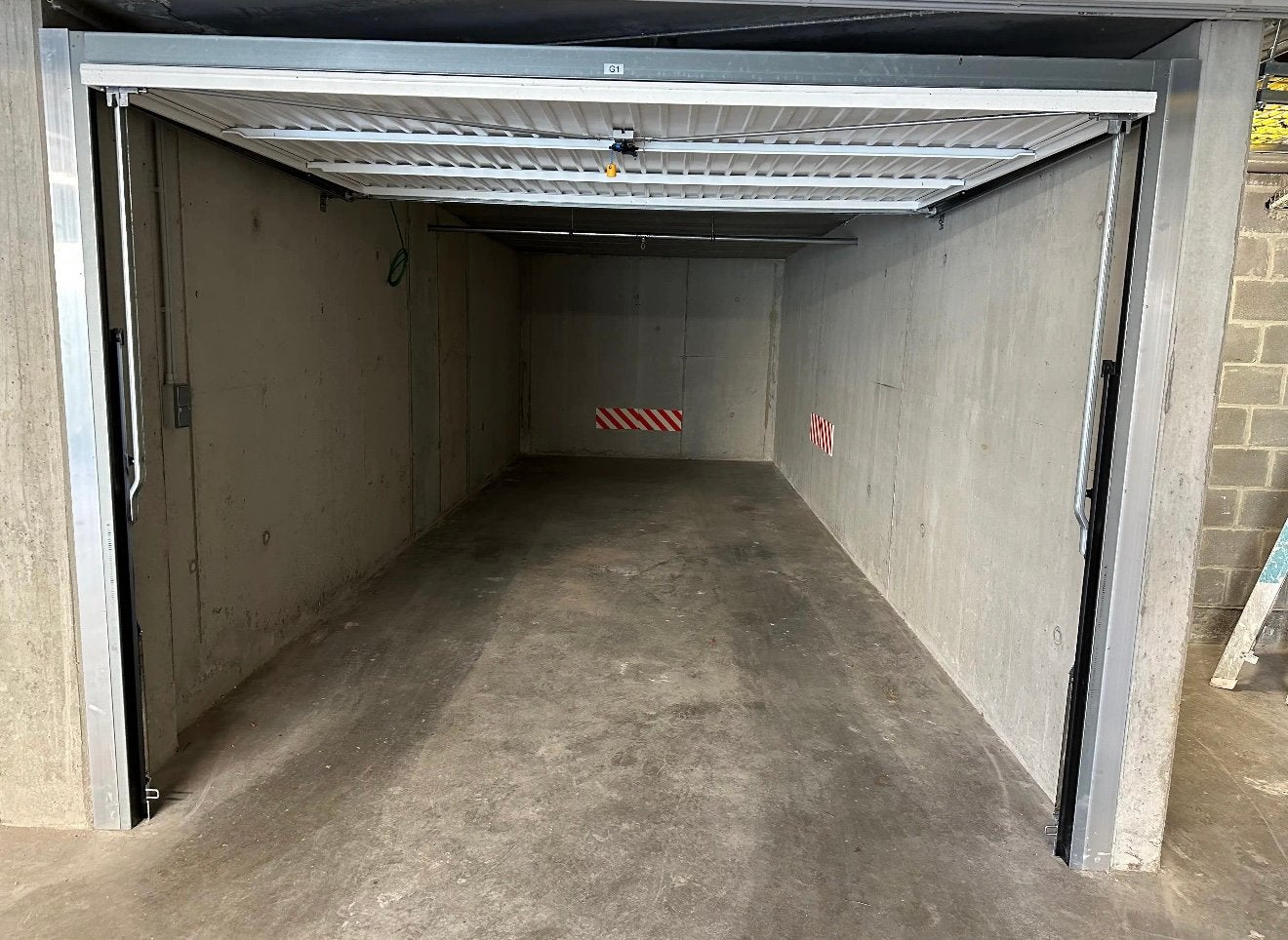 te huur overdekte garagebox, Mechelen