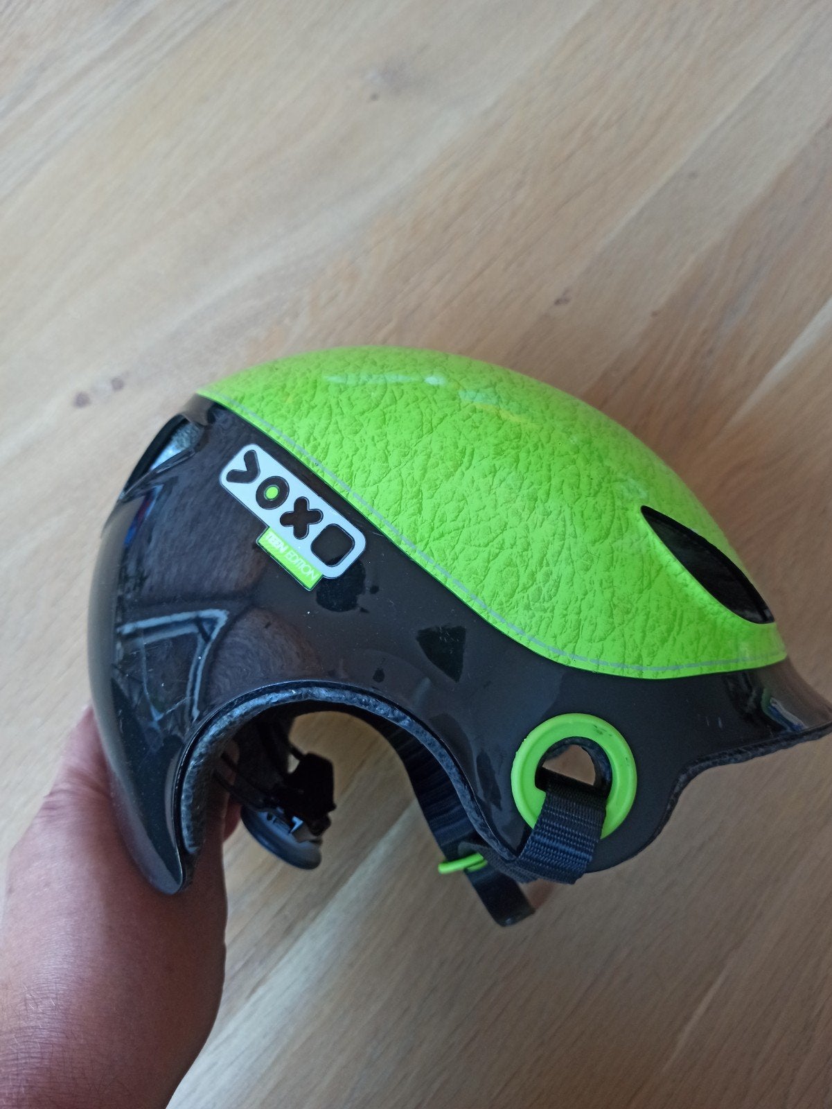 Casque de vélo et de skate Btwin à coque rigide, Enlèvement ou Envoi, Utilisé, Garçon ou Fille, Decathlon Btwin