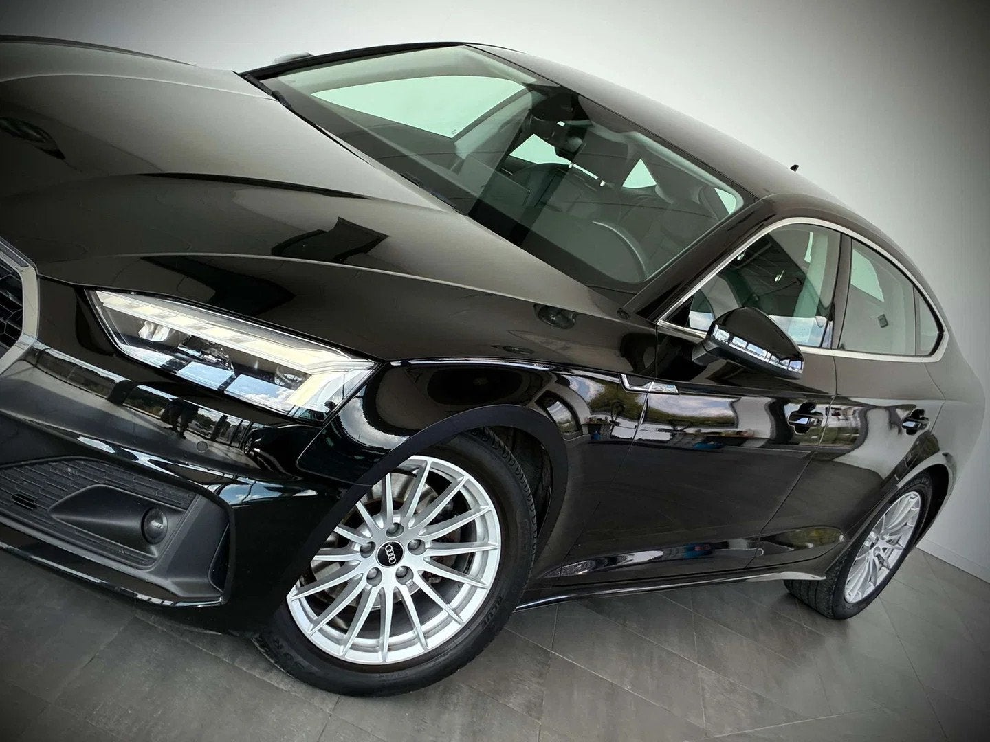 Audi A5 Sportback 2.0 TDi -1ERPRO-COCKPIT-CARPLAY-CAMERA-GPS, Auto's, 4 zetels, 4 cilinders, 136 pk, Leder