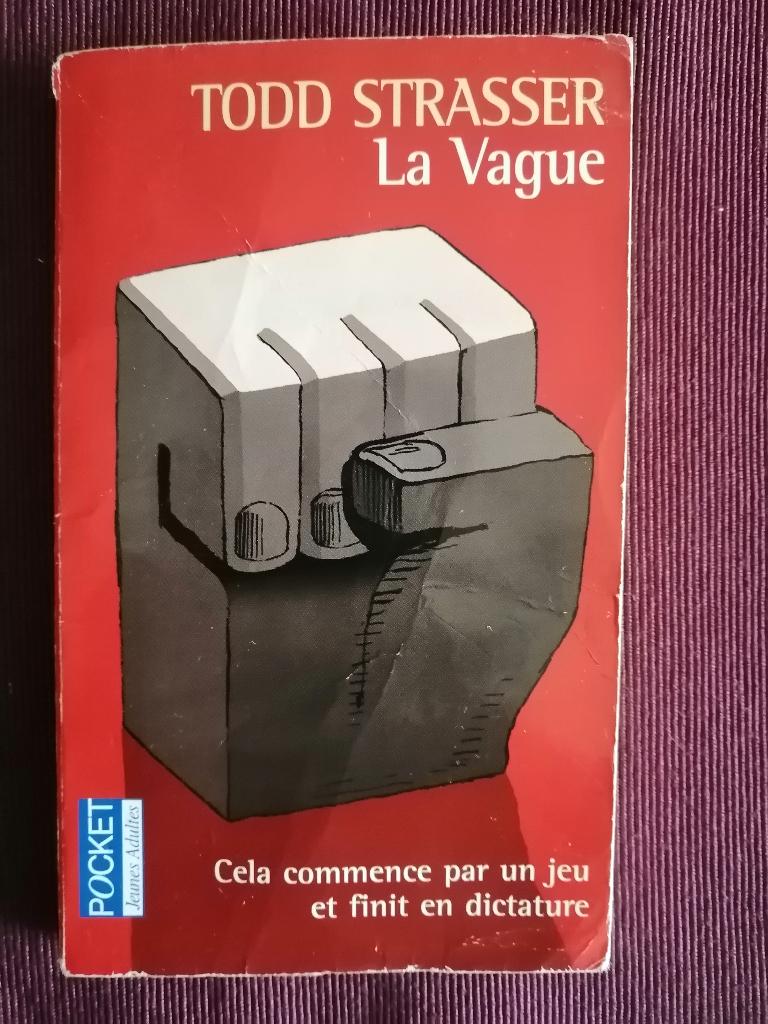 Roman "La vague" de Todd Strasser, Livres, Romans, Envoi