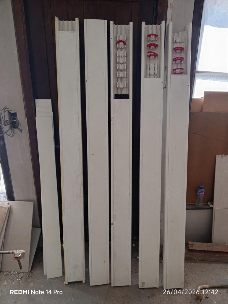 5 Goulottes PVC, Ophalen