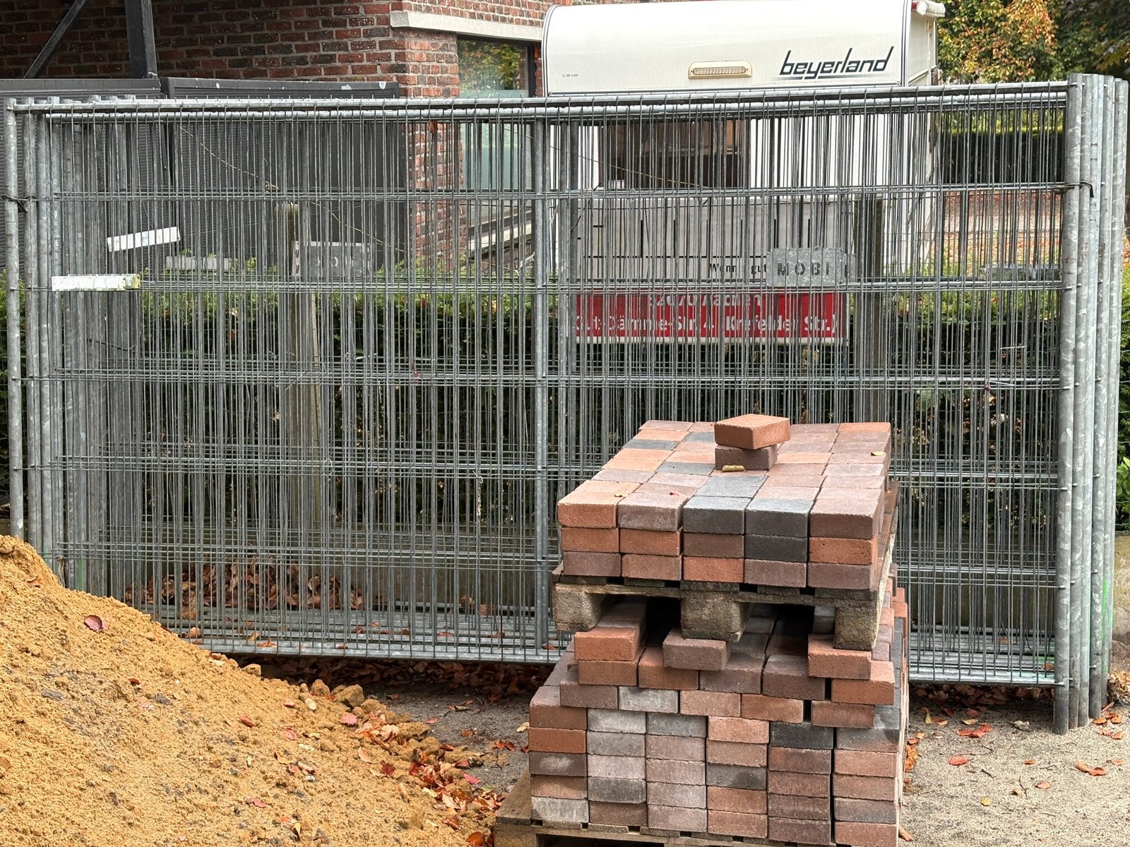 Bouwhekken 20 st. Incl. Voeten, Tuin en Terras, Tuinhekken en Hekwerk, Ophalen, Gebruikt, IJzer, Enkelstaafmat hekwerk