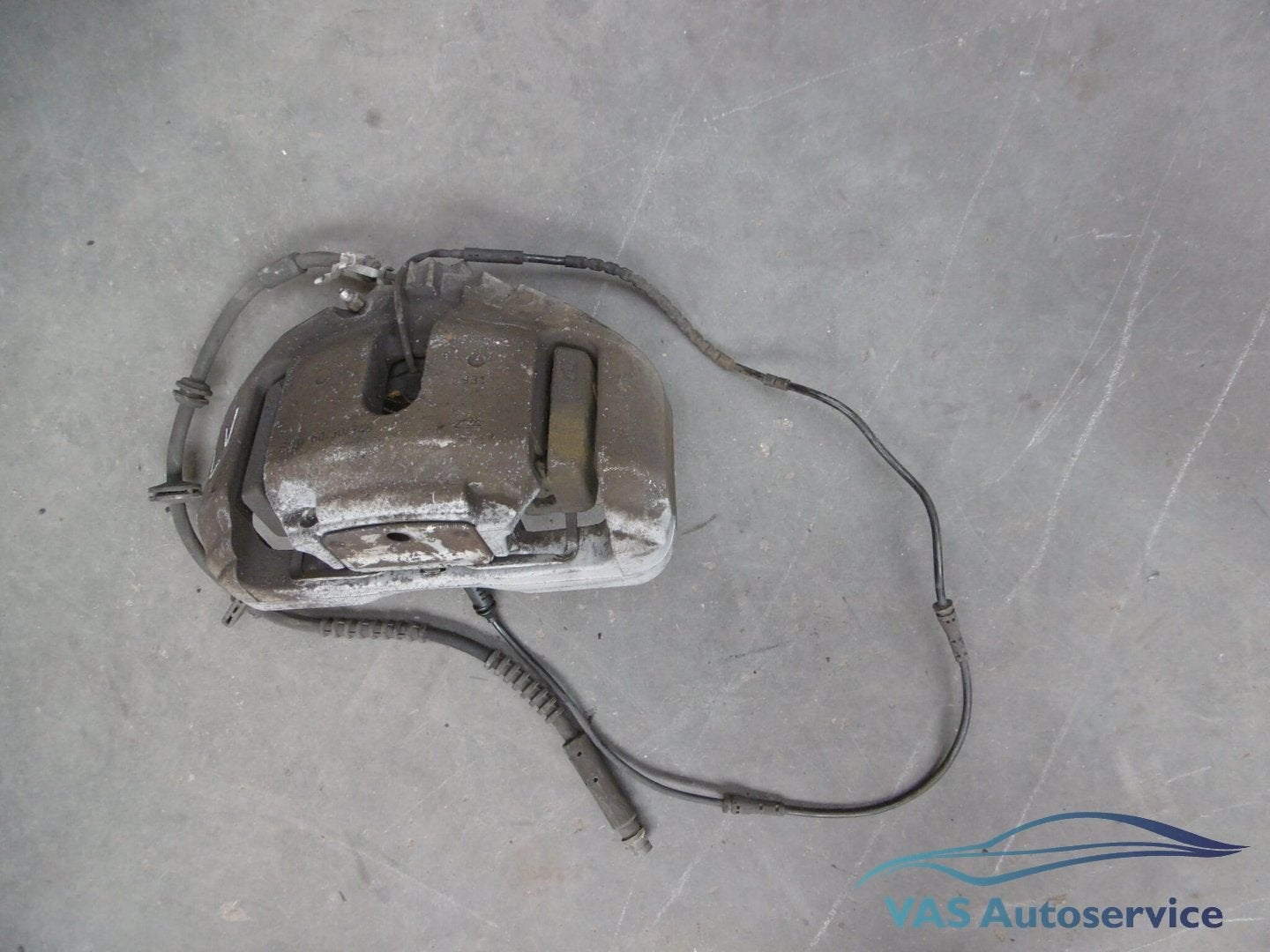 Remklauw BMW 5-serie F10-F11 linksvoor, Gebruikt, -, -, Ophalen of Verzenden
